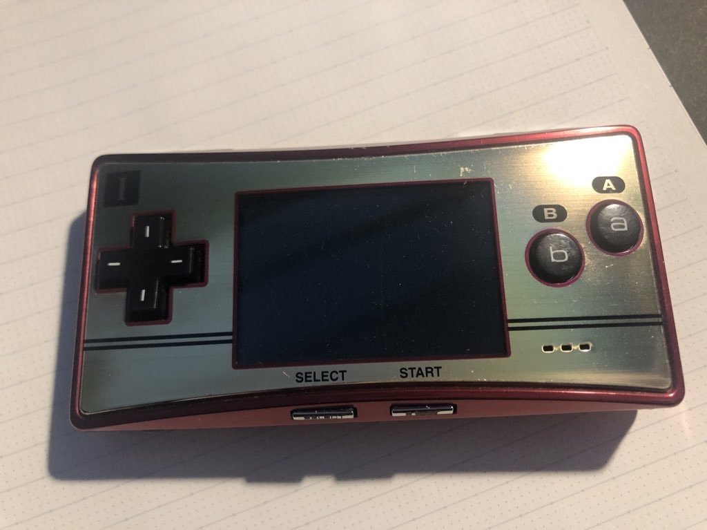 レトロゲーム)ゲームボーイミクロ[ファミコンカラー]を買いました