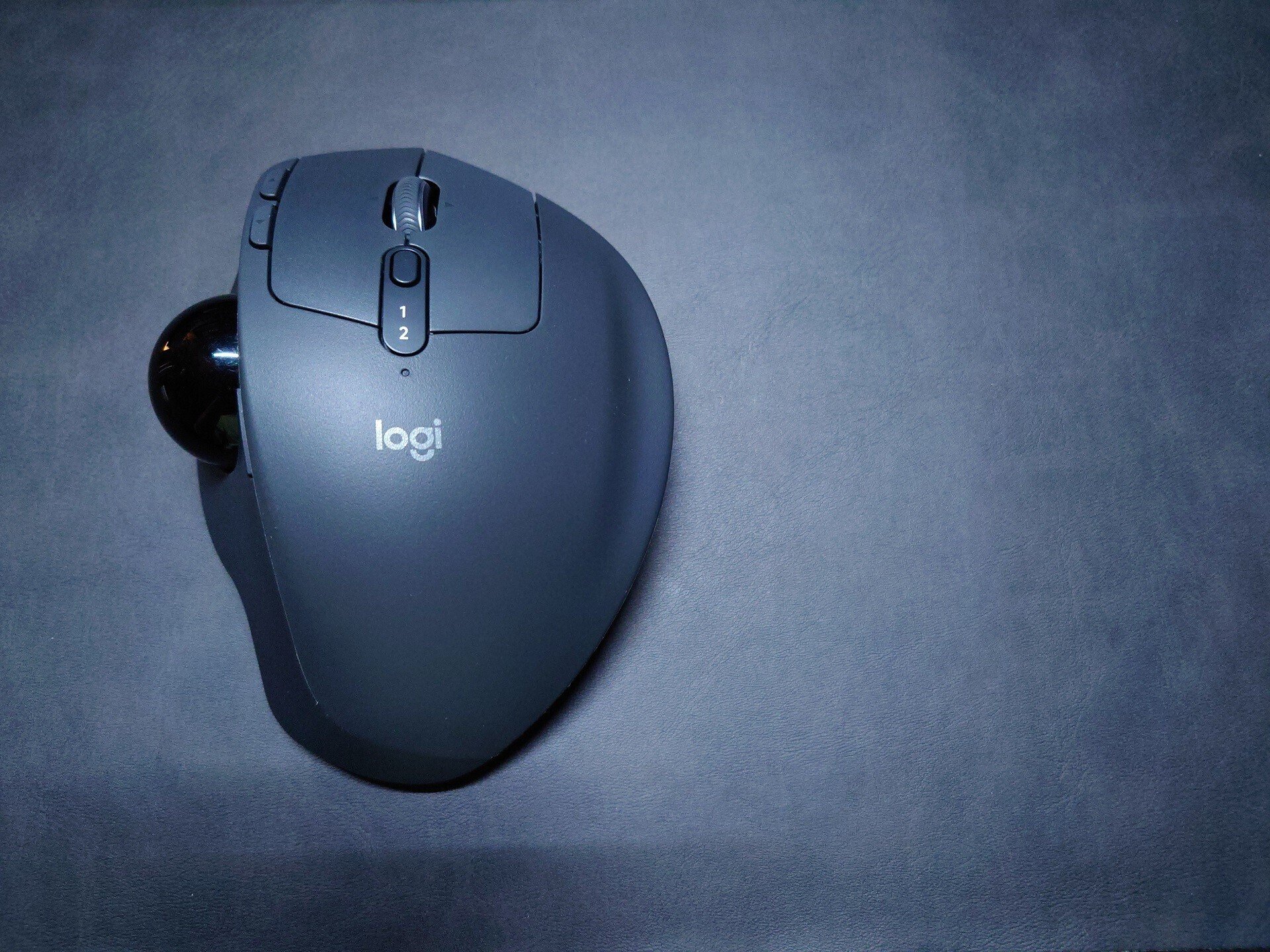 ガジェットレビュー】憧れのトラックボールマウス│ロジクール MX ERGO