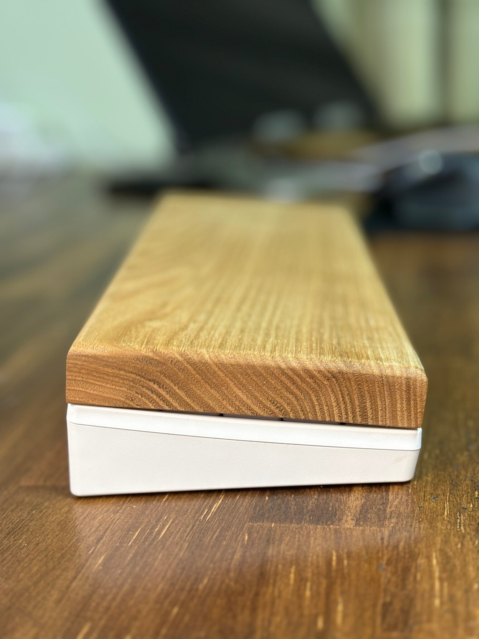 HHKB】木製パームレスト兼キーボードルーフを6,640円で手に入れる