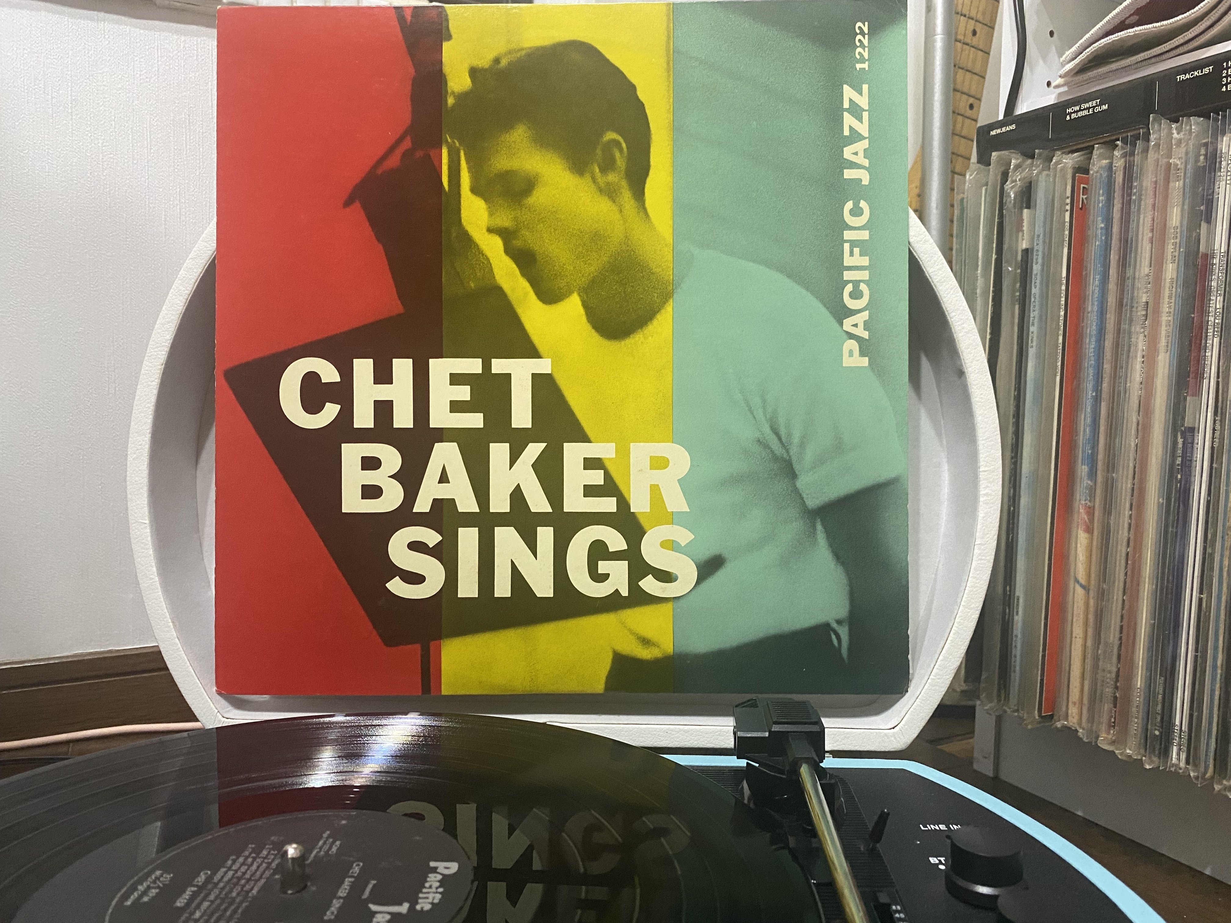 Vol.1:CHET BAKER SINGS【チェットベイカーシングス】こんなヘナチョコ