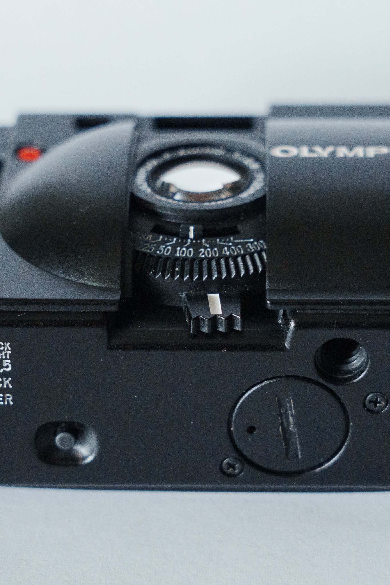 税込8,980円のレンジファインダー機（前編）｜会社員とカメラ