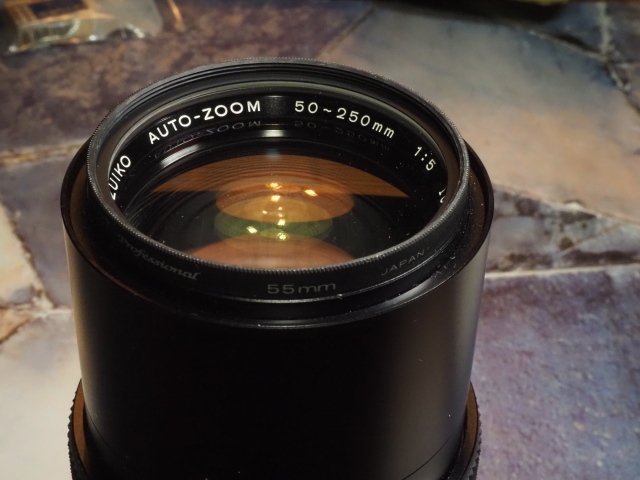 レンズ沼の歩き方」オリンパス ZUIKO AUTO-ZOOM 50-250mm F5｜saphirinus