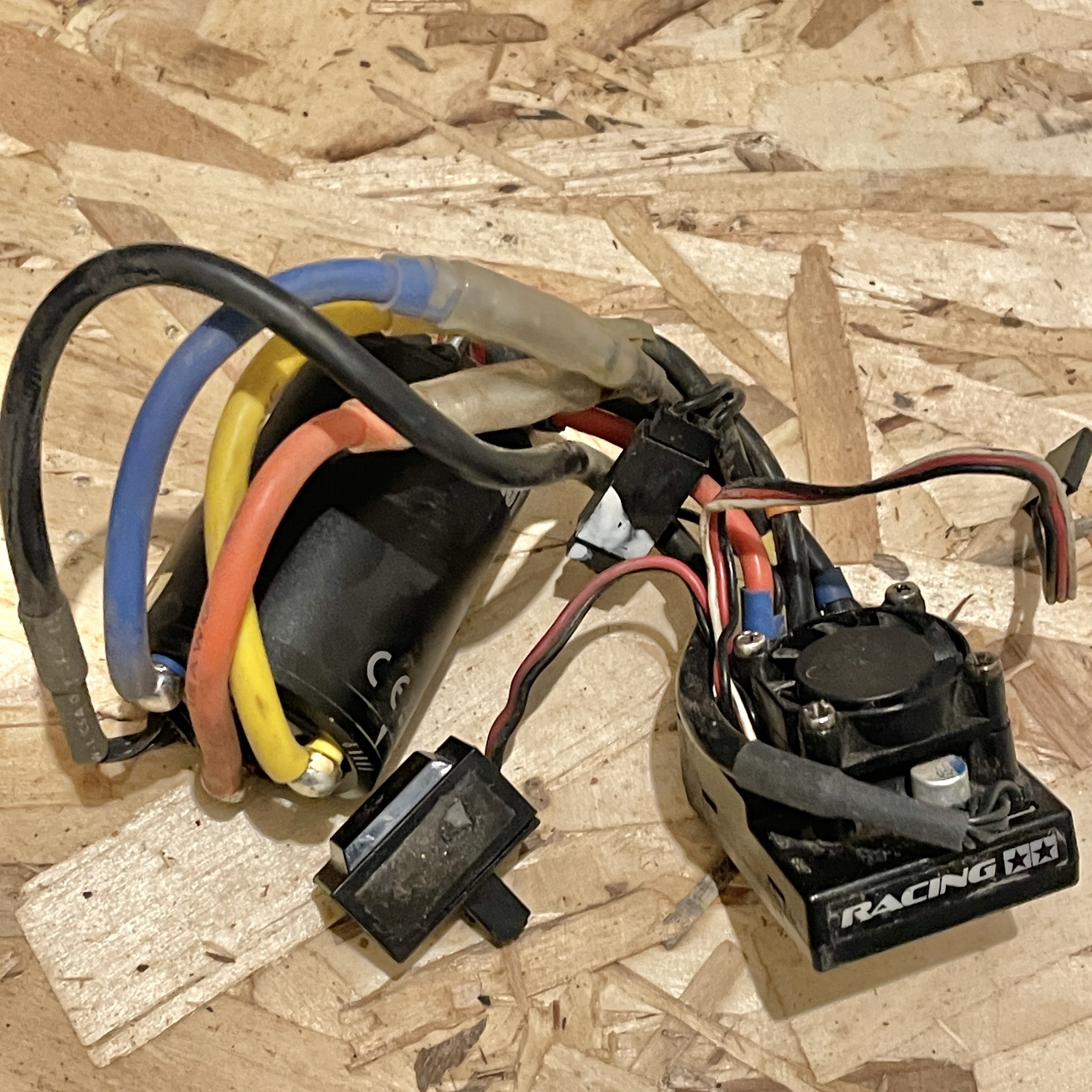 コスパの良いブラシレス用ESCセットに交換しました｜SHO-Room🚙💨