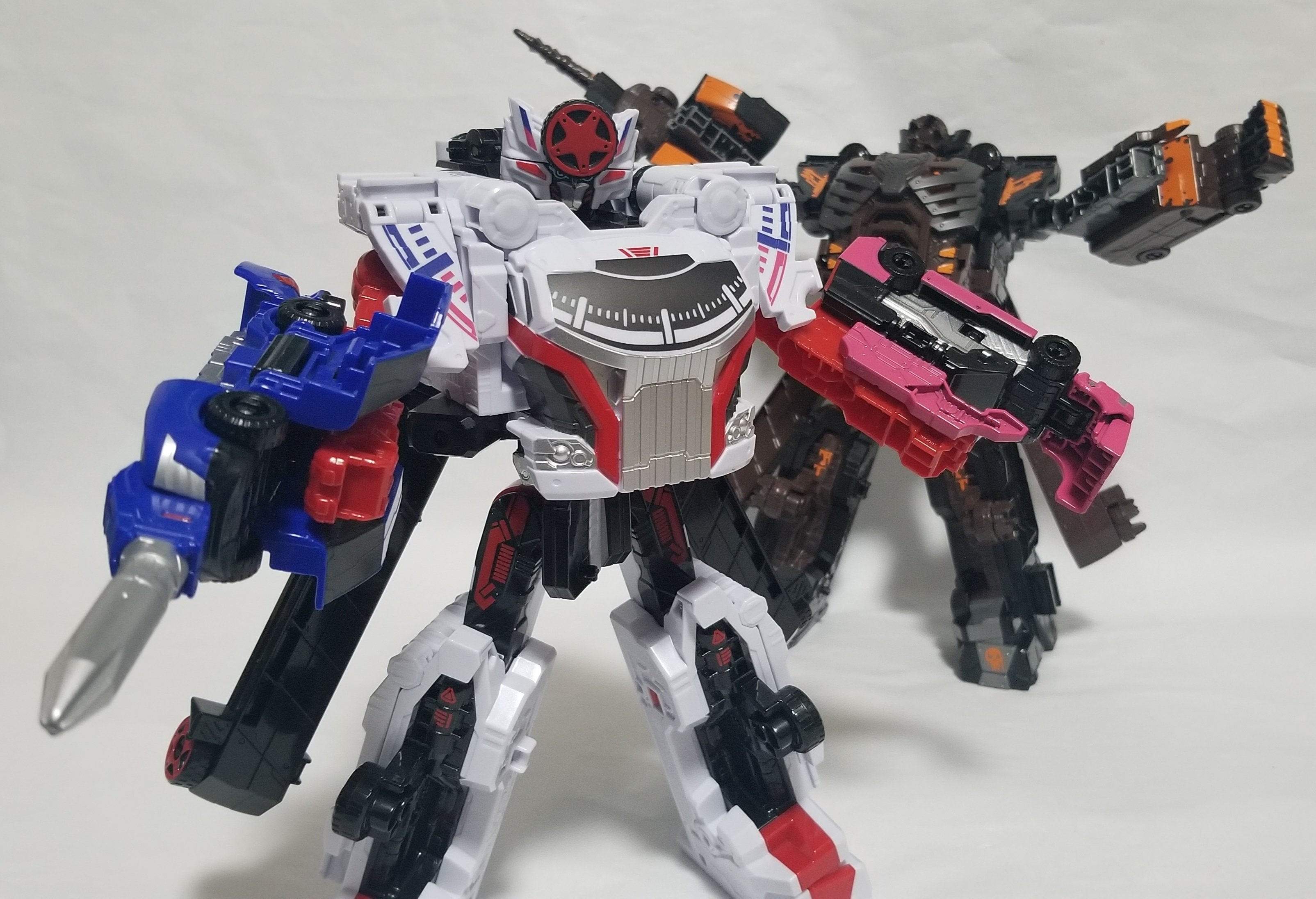 DXブンブンキラーロボ&ブンブンデンジャー セット』に学ぶ、やられ役の