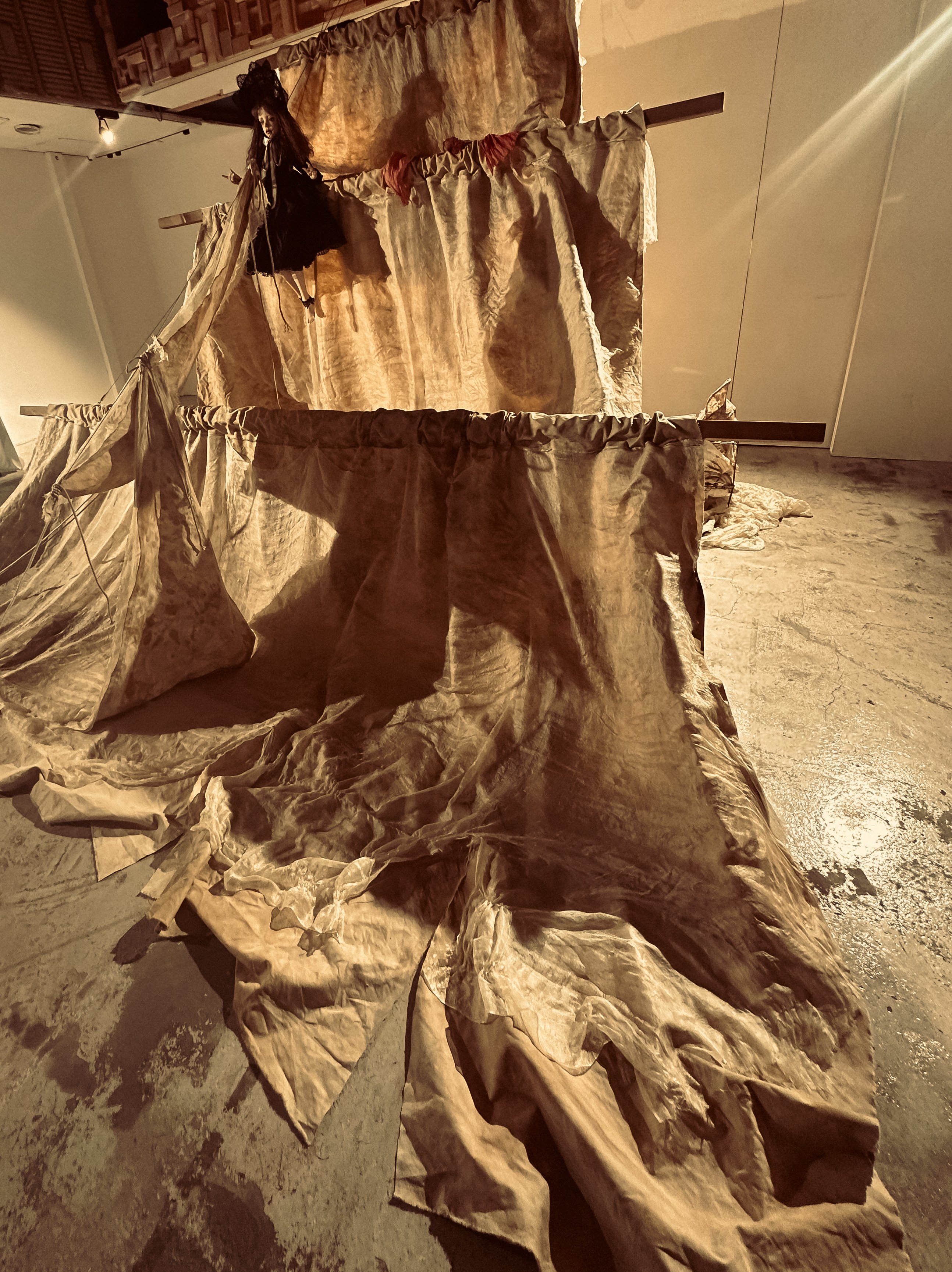 中川多理展「老天使の肋骨 The Costa of the Ancient Angel」⑧会場