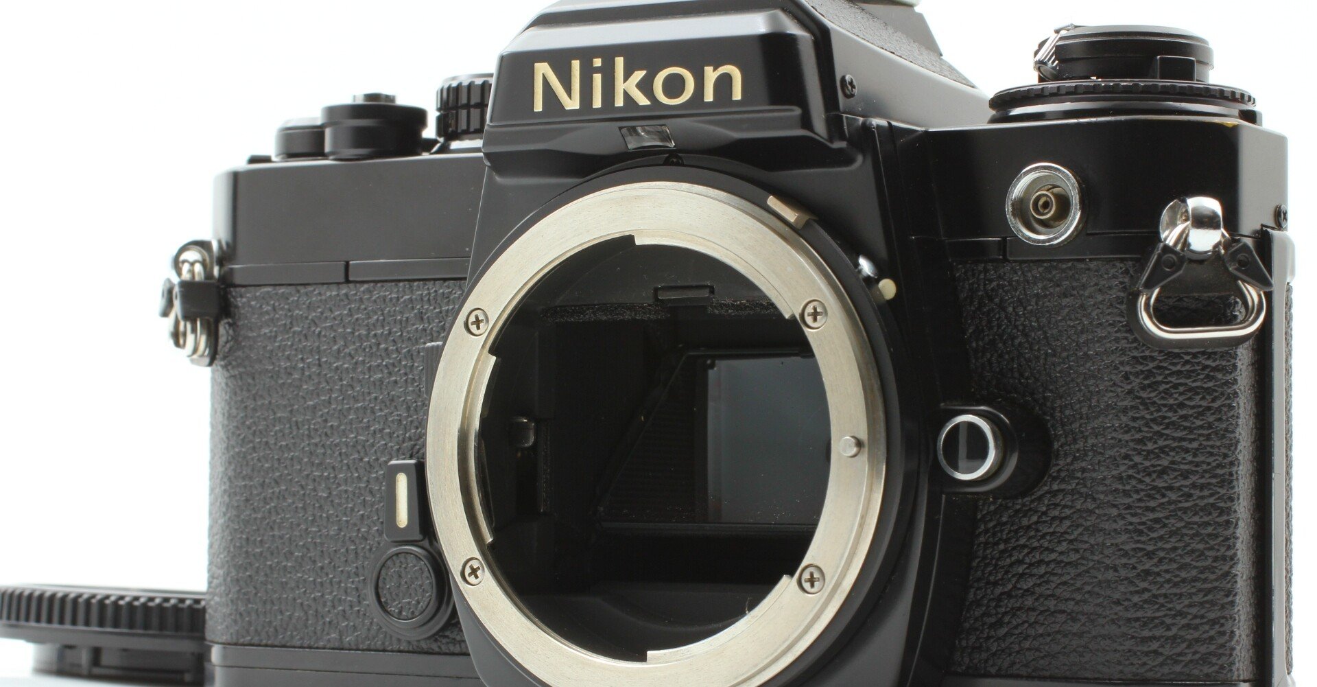 Nikon Feの分解｜フィルムカメラ修理のアクアカメラ