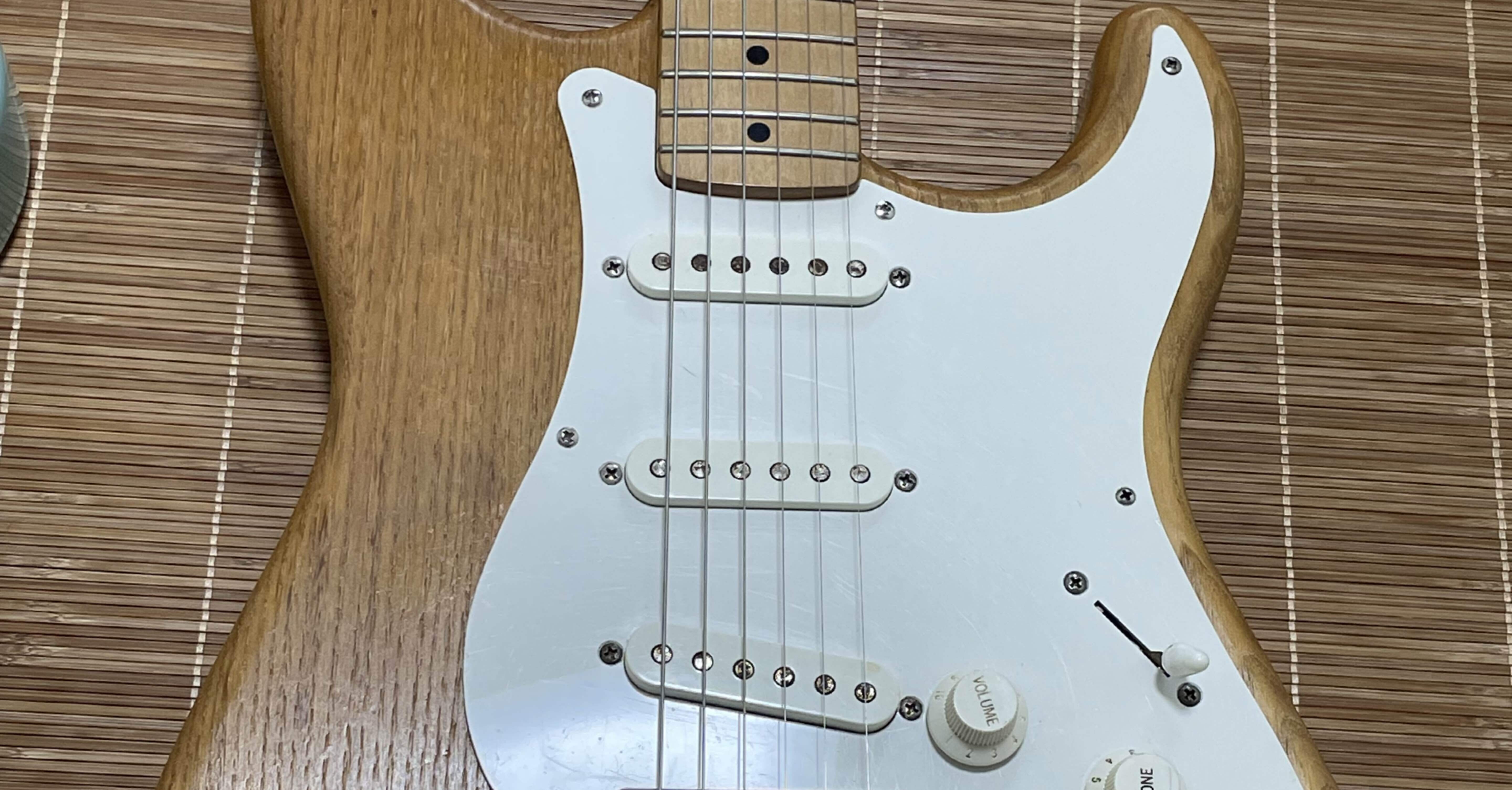 ストラトキャスター(詳細不明)｜不死鳥