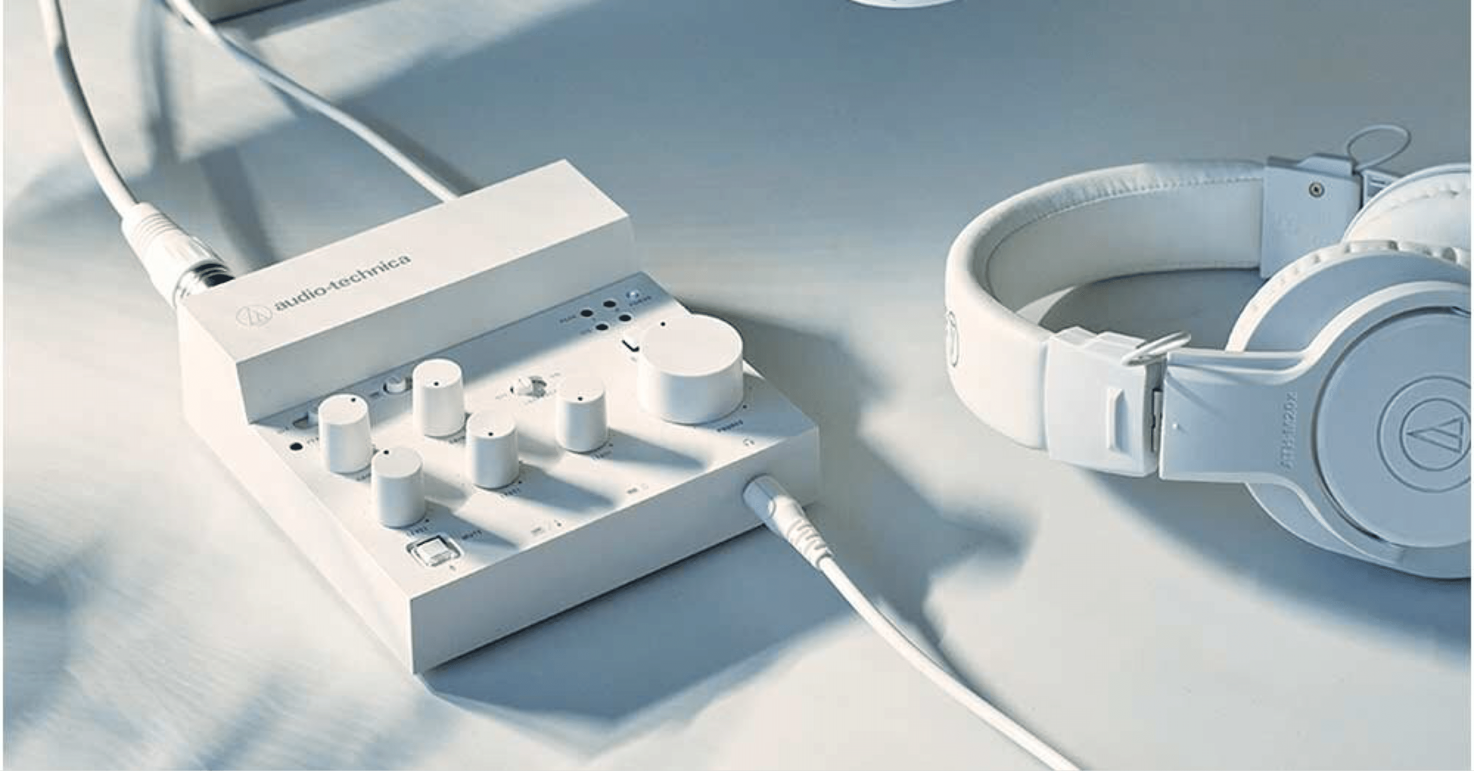 配信環境を美しく整える一台：オーディオテクニカ「AT-UMX3 WH」徹底