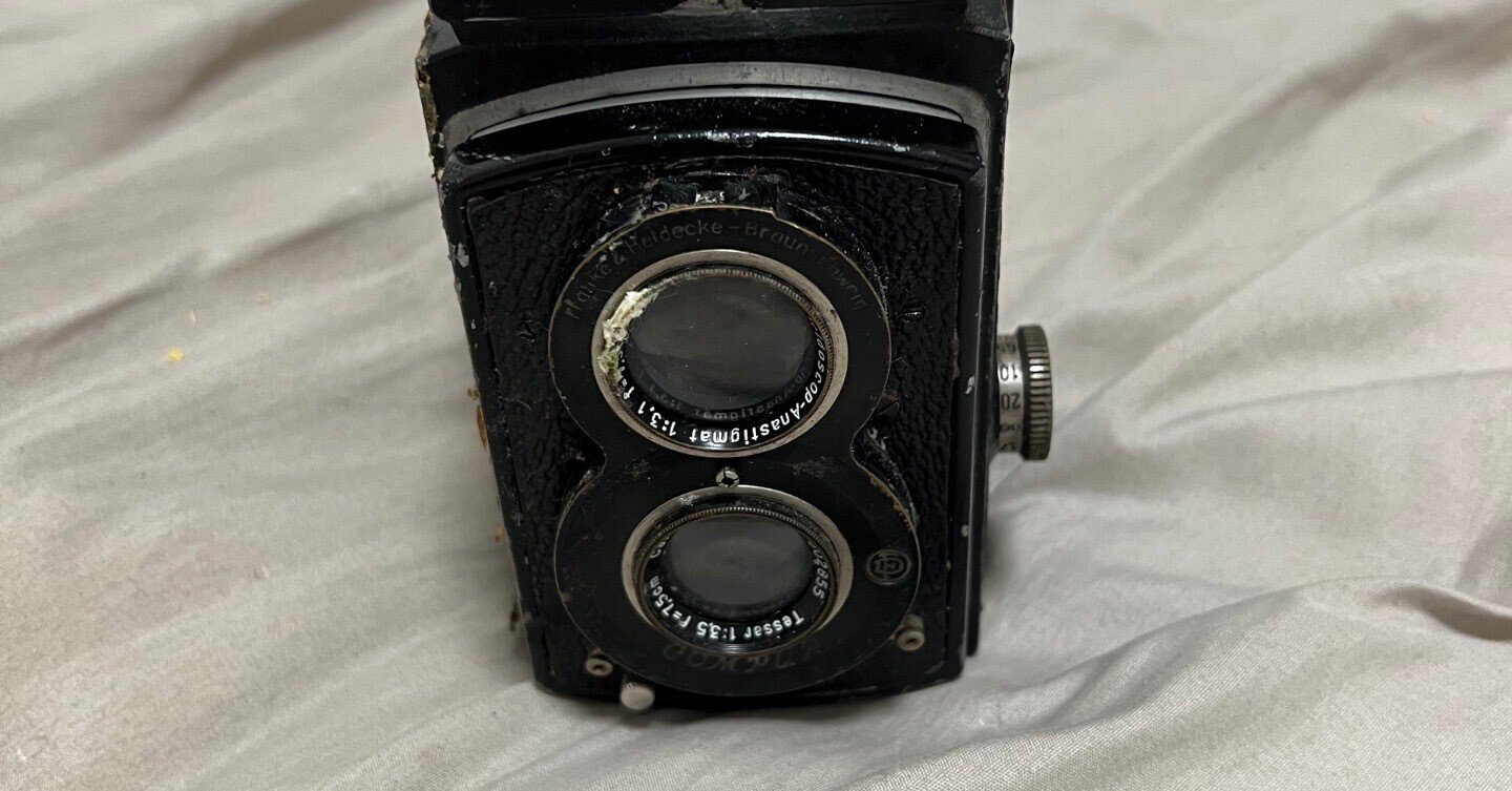 デジタルカメラ欲しいけど先に中判フィルムカメラ ペンタックス67が