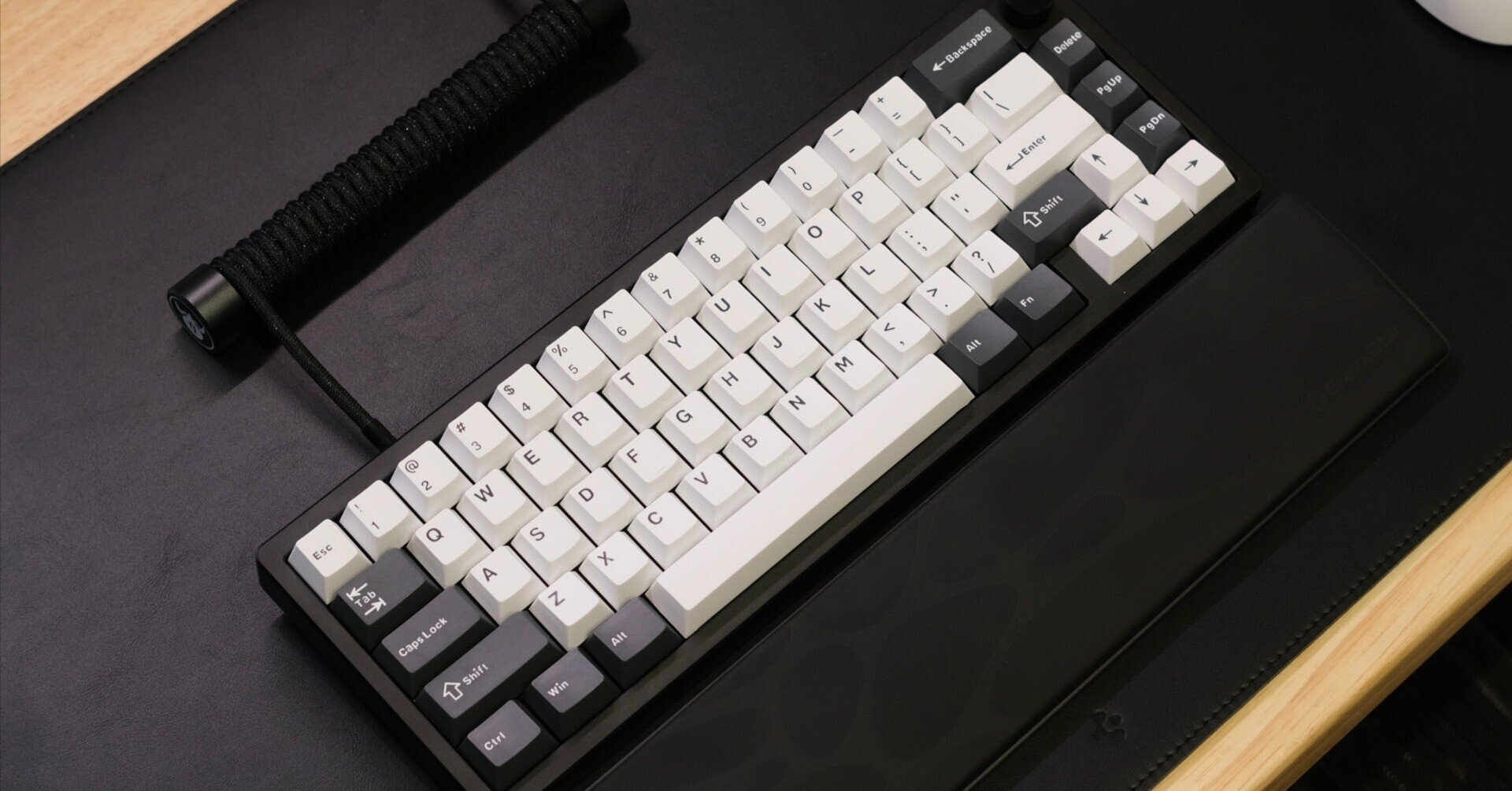 レビュー｜Epomaker Galaxy 65はカスタムが容易なキーボード｜izumo_geek