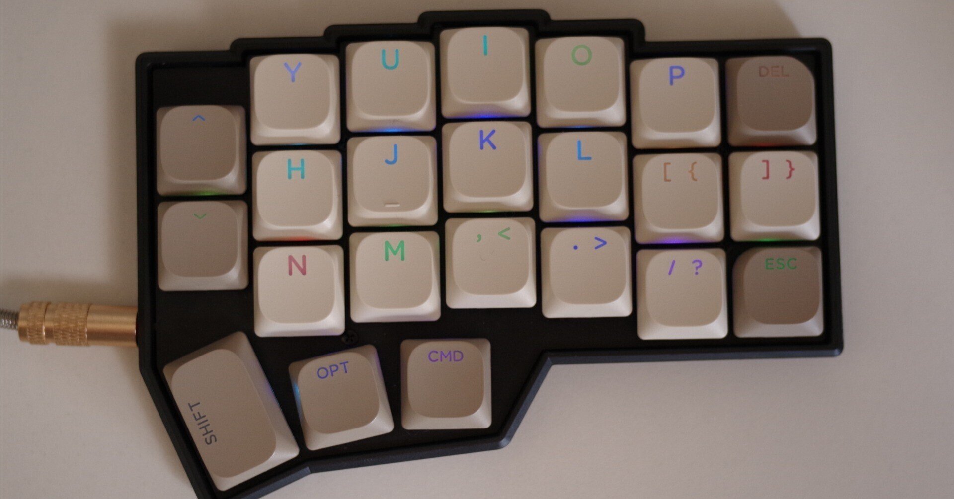 1ヶ月使用】Corne V4 Chocolateを使用して気づいたこと｜Arctech