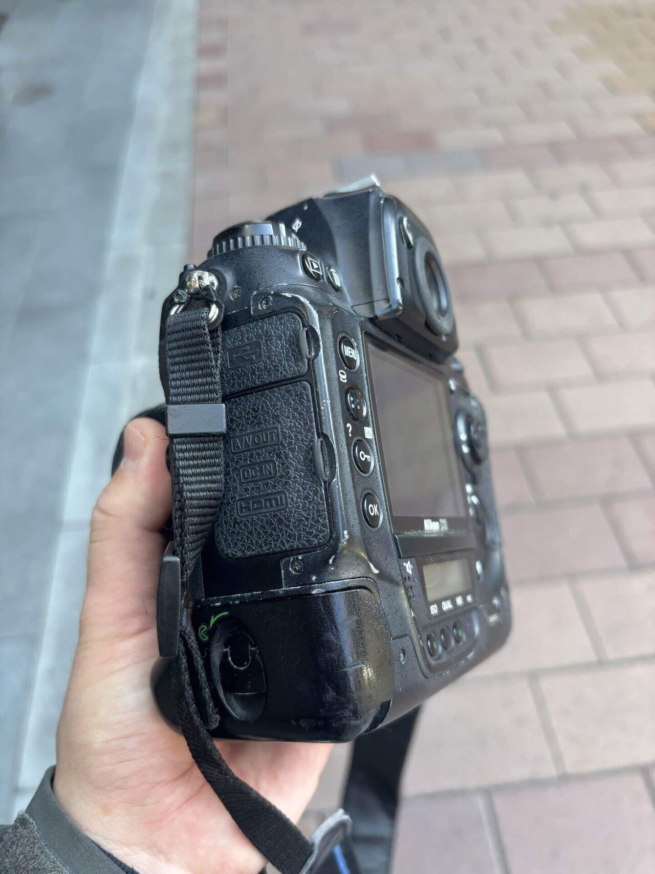 うちのNikon D3のシャッター回数は約150万回らしい。｜けいふ