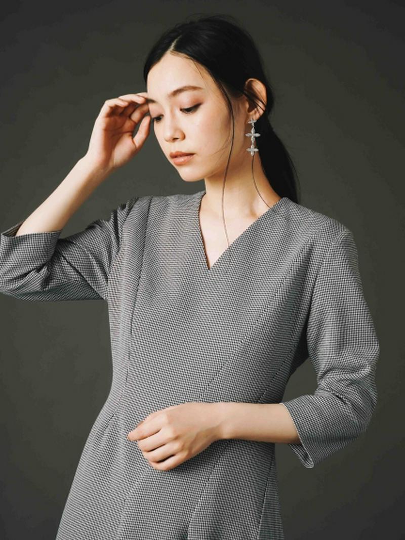 CELFORD(セルフォード)の「ツイストデザインワンピース」 - PARTE