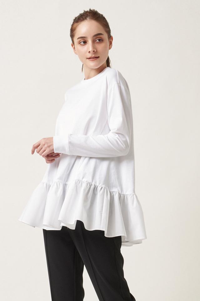 yori(ヨリ)の「ワイドヘムギャザーカットソー【2021SP】2月上旬入荷