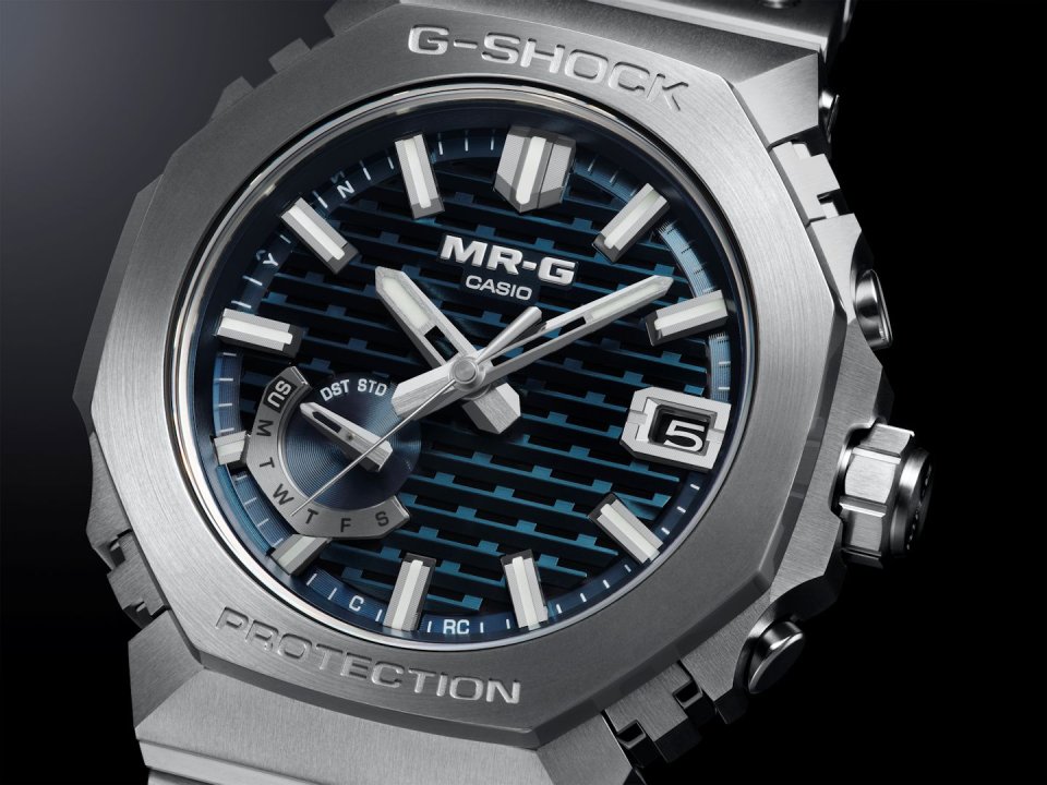 G-SHOCK”の最上位シリーズ「MR-G（エムアールジー）」より、日本古来の