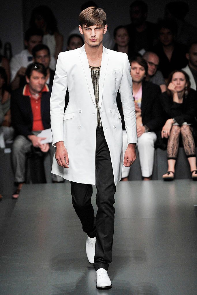 Gianfranco Ferré Spring 2010 Menswear Collection | Vogue