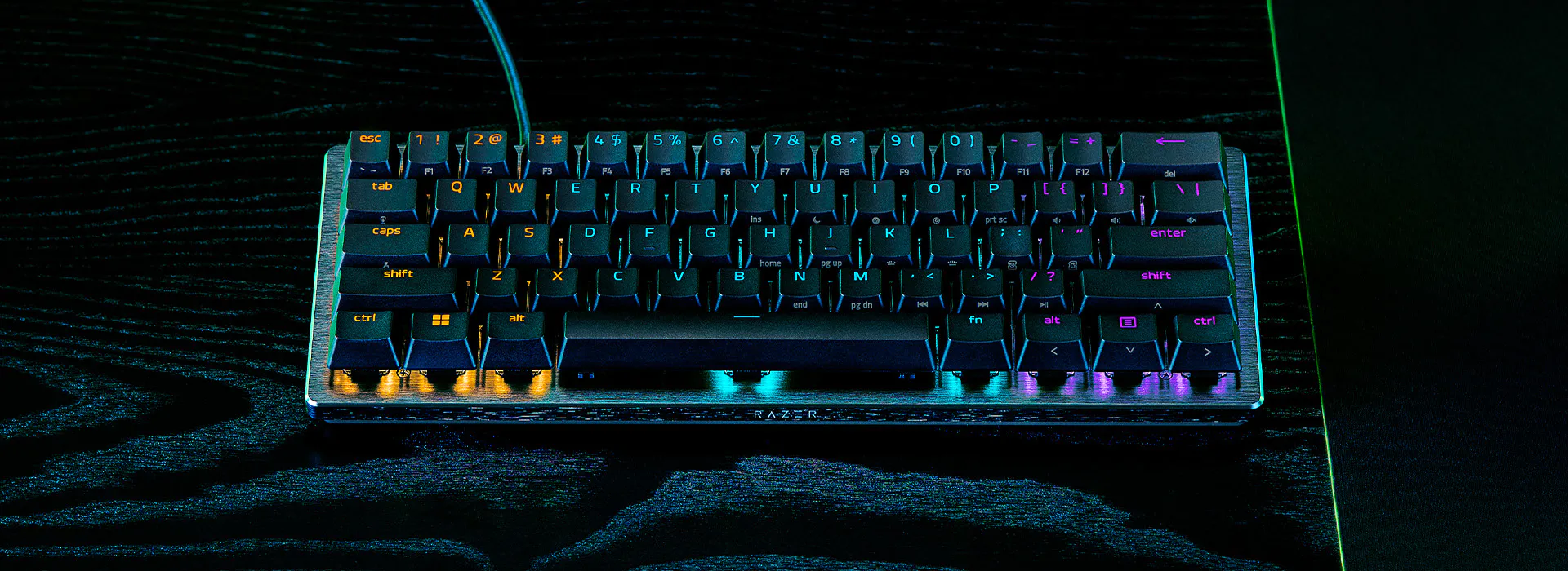 60% Compact Keyboard for Pros - Razer Huntsman V3 Pro Mini | Razer