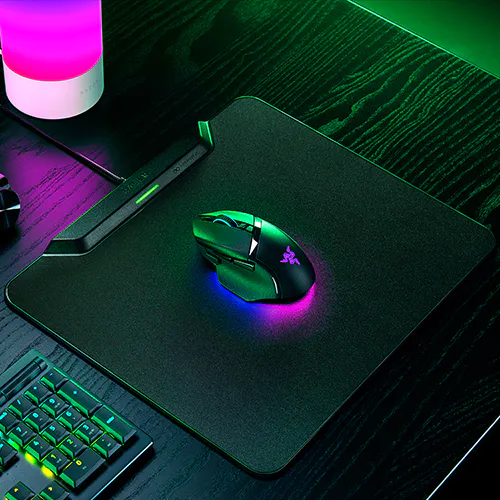 ワイヤレスエルゴノミック RGB ゲーミングマウス - Razer Basilisk V3