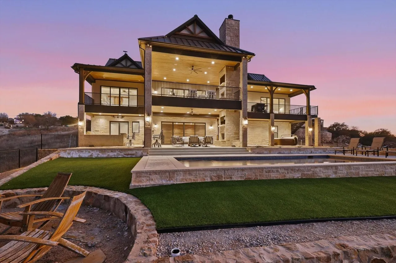 7105 W Hells Gate Dr, Strawn, TX 76475 [Updated 2/20]