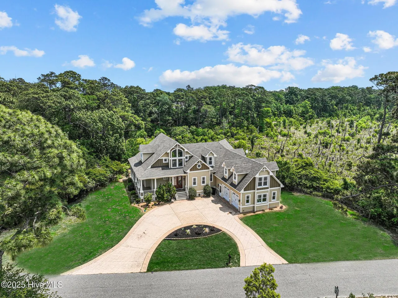 125 Tower Ln, Kill Devil Hills, NC 27948 [Updated 12/12]