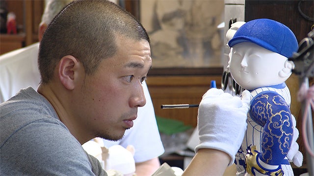 174550_ext_10_0.jpg?width=400