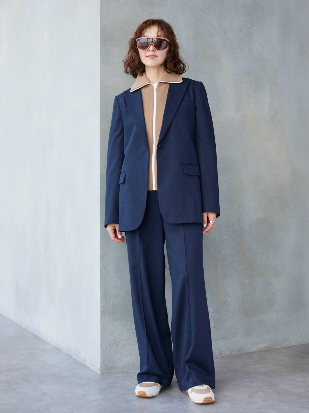 ミラノリブフルジップカーディガン、ボクシーニットT」の着用