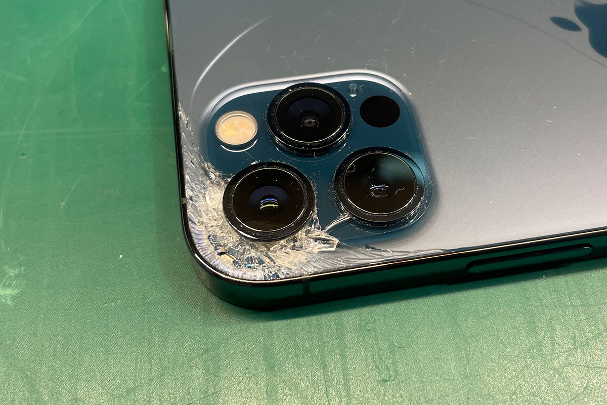 割れ多数】【反応悪い】iPhone12 128GB 割れ多数】【反応悪い