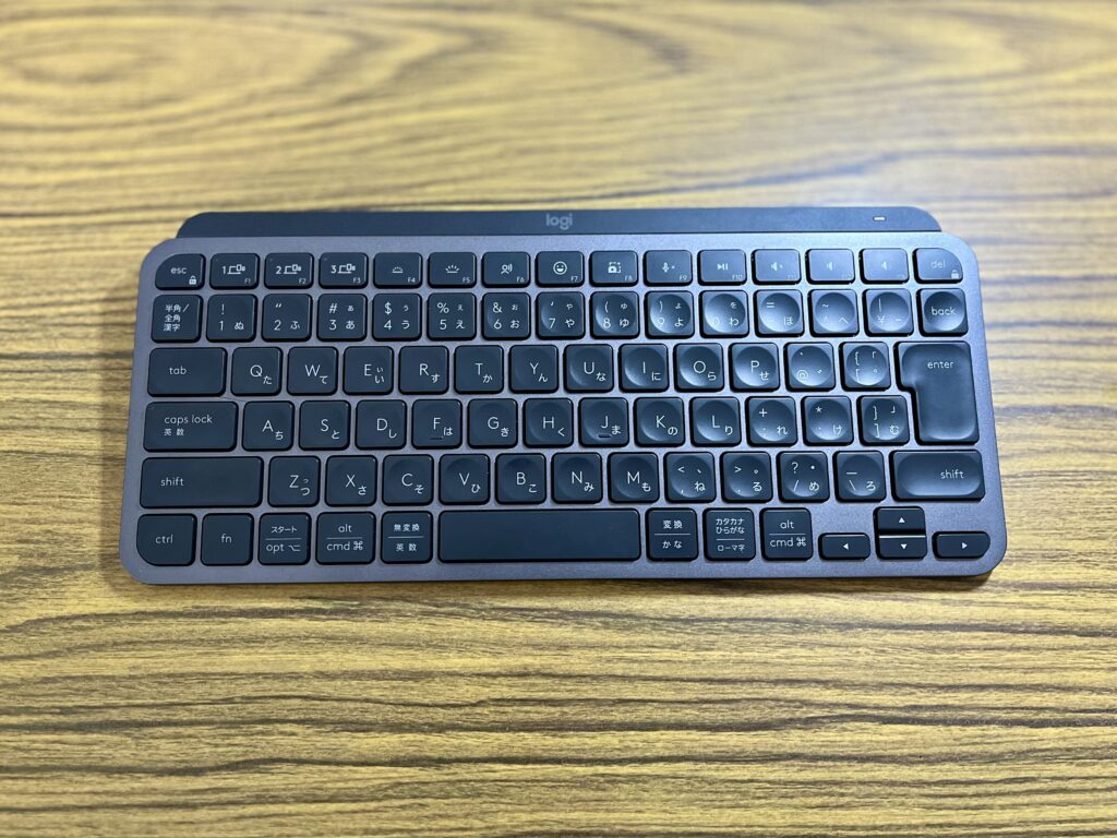 ロジクールMX KEYS MINIレビュー | 美しさと機能性のミニマルデザイン