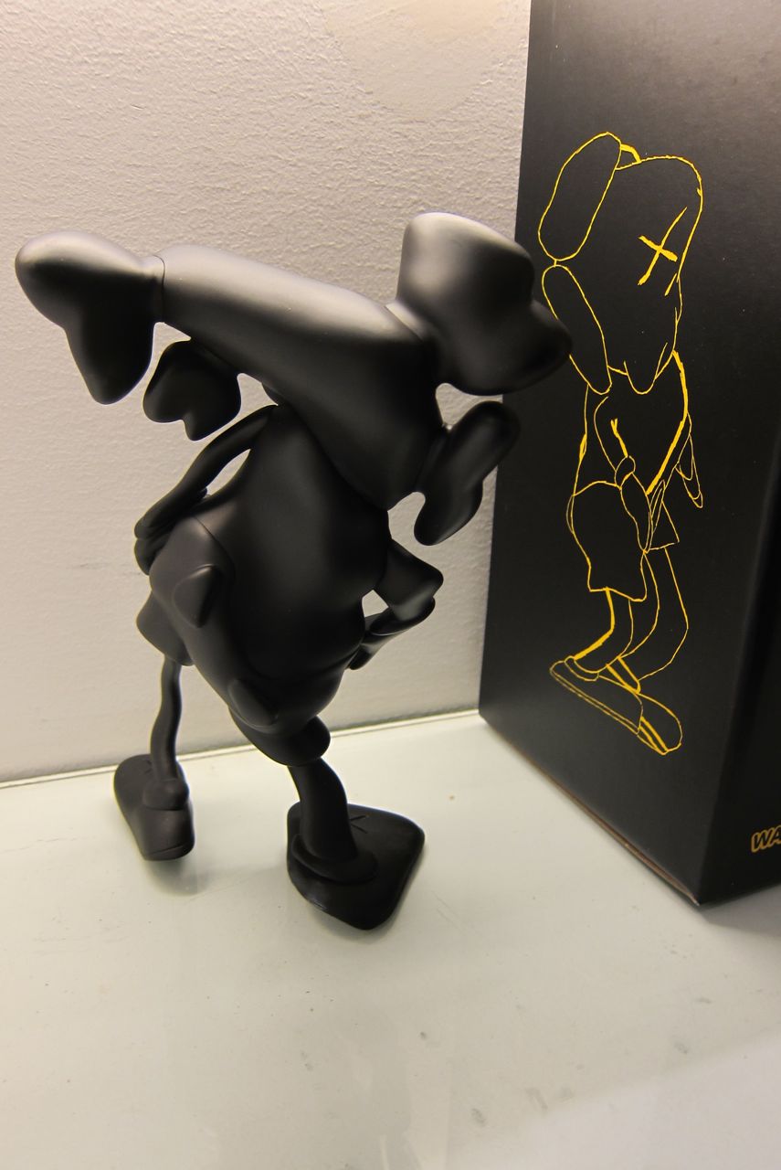 Details: KAWS x Robert Lazzarini – “Distorted Companions