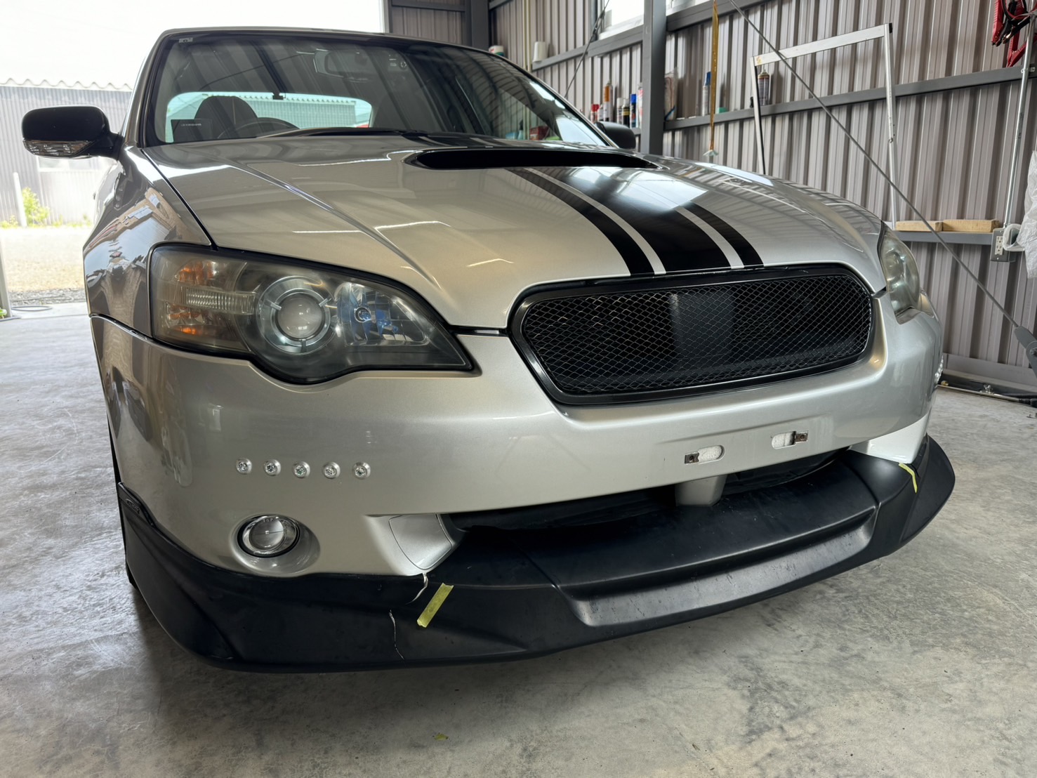 スバル レガシィB4 BL5社外エアロ（フロント・サイド・リア）の割れを