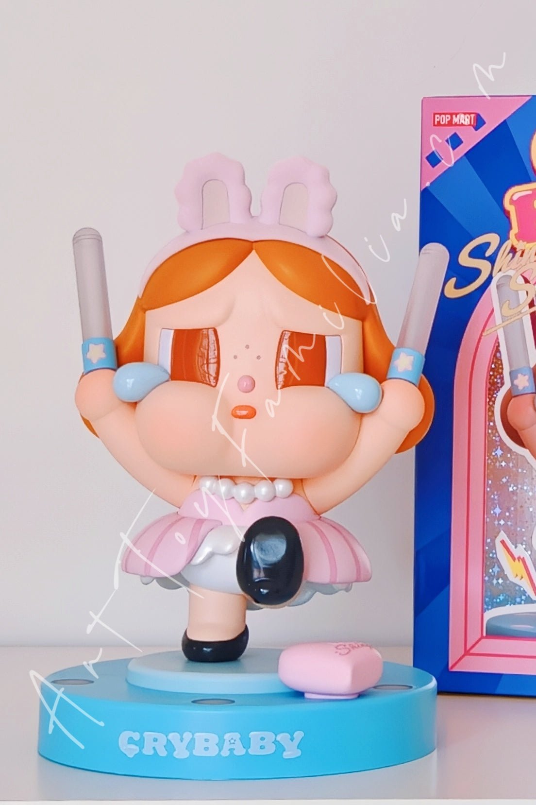 Crybaby Shiny Shiny Series Lamp | POP MART – Art Toy Familia