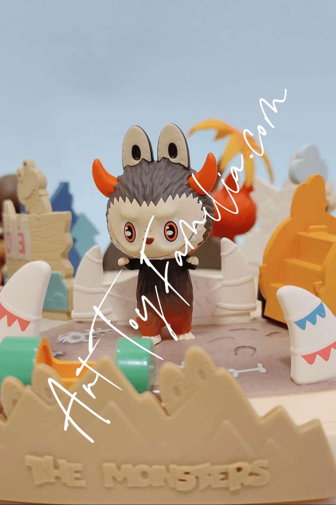 The Monsters Labubu Playing Games Series | POP MART – Art Toy Familia
