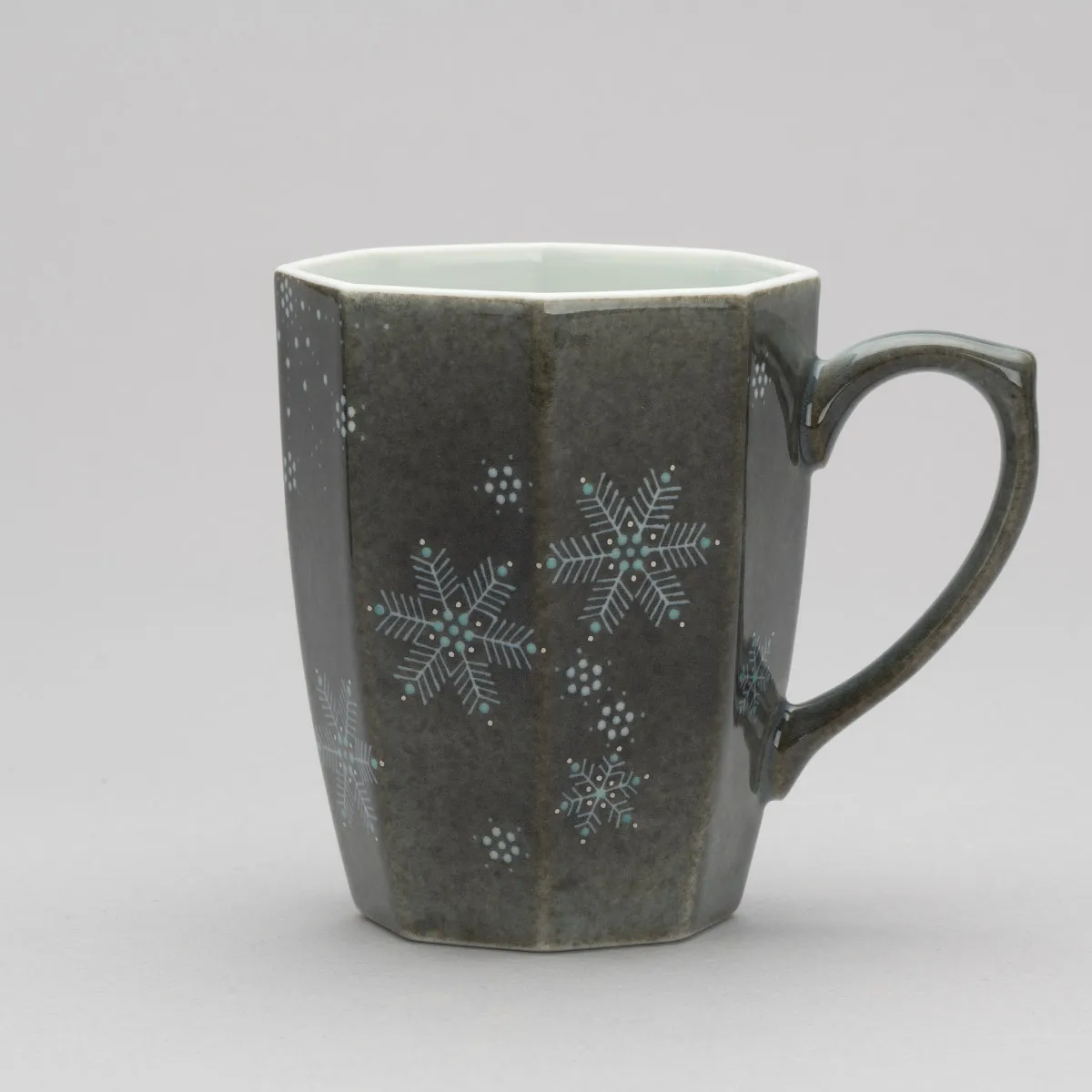 色絵吹墨墨はじき雪文碗 | ARTerrace