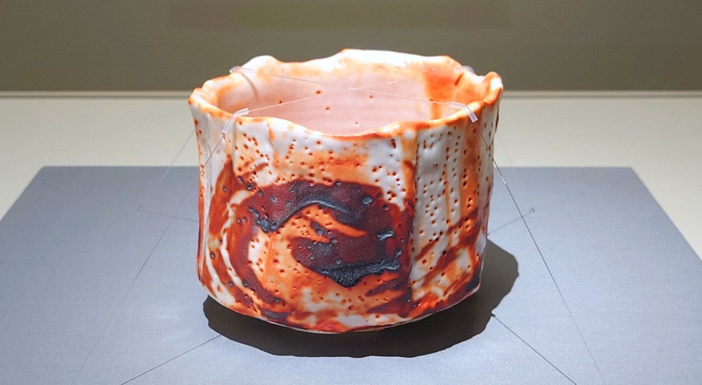 レビュー】伝統と革新が融合したピンクの志野茶碗 「卒寿記念 人間国宝