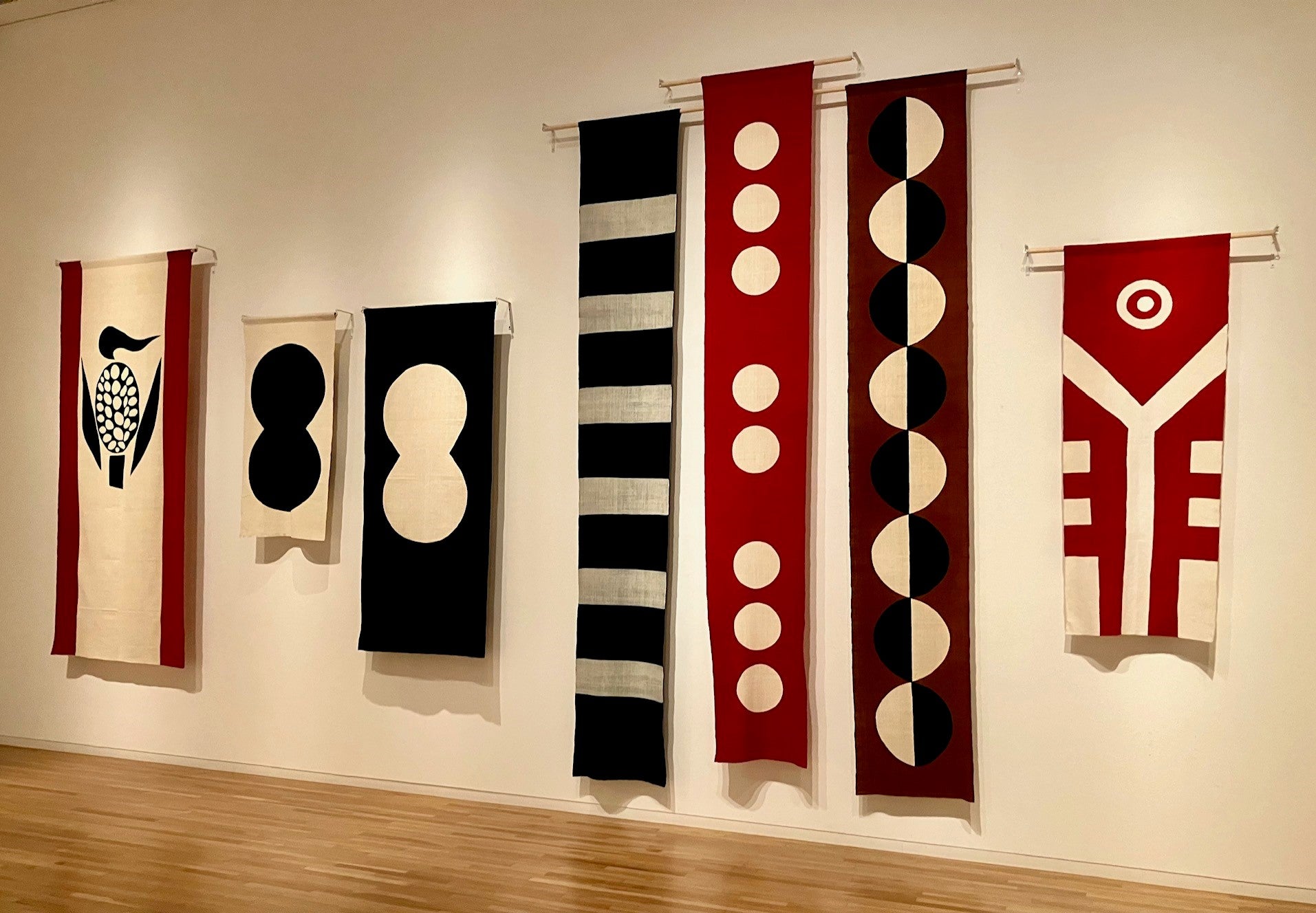 開幕】75年の幅広い創作活動を回顧「柚木沙弥郎 永遠のいま」岩手県立