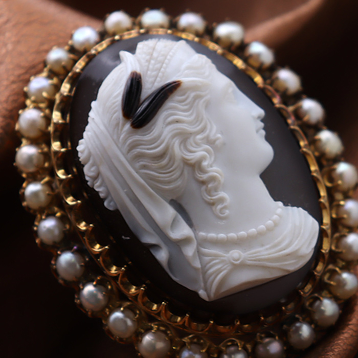 カメオ専門店アートフェリーチェ所有 女神ヘラの図柄のアンティーク