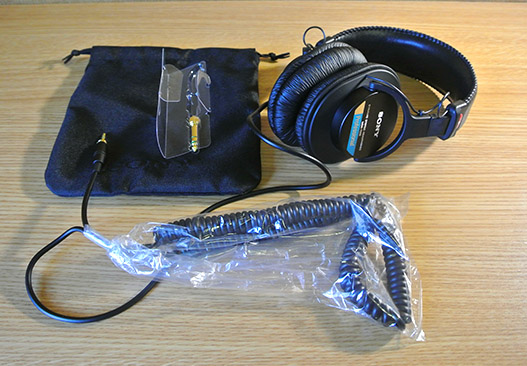 2年半、SONY MDR-7506を普段使いしてみた結果 - スーツを着た