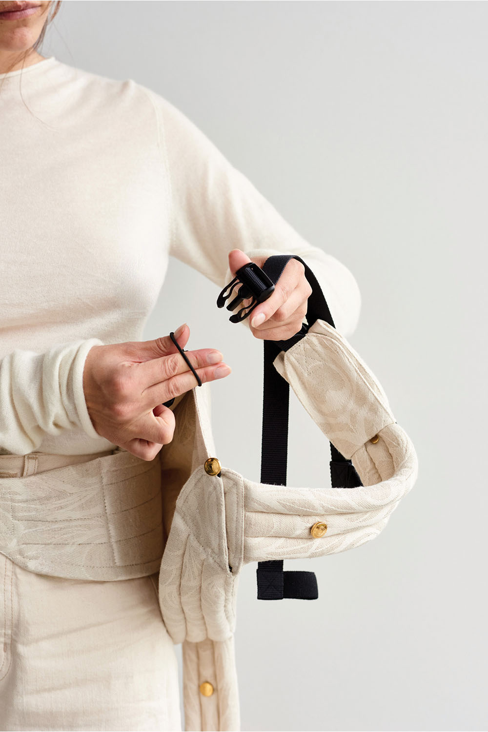 おんぶ | 使用説明図 |アーティポッぺ