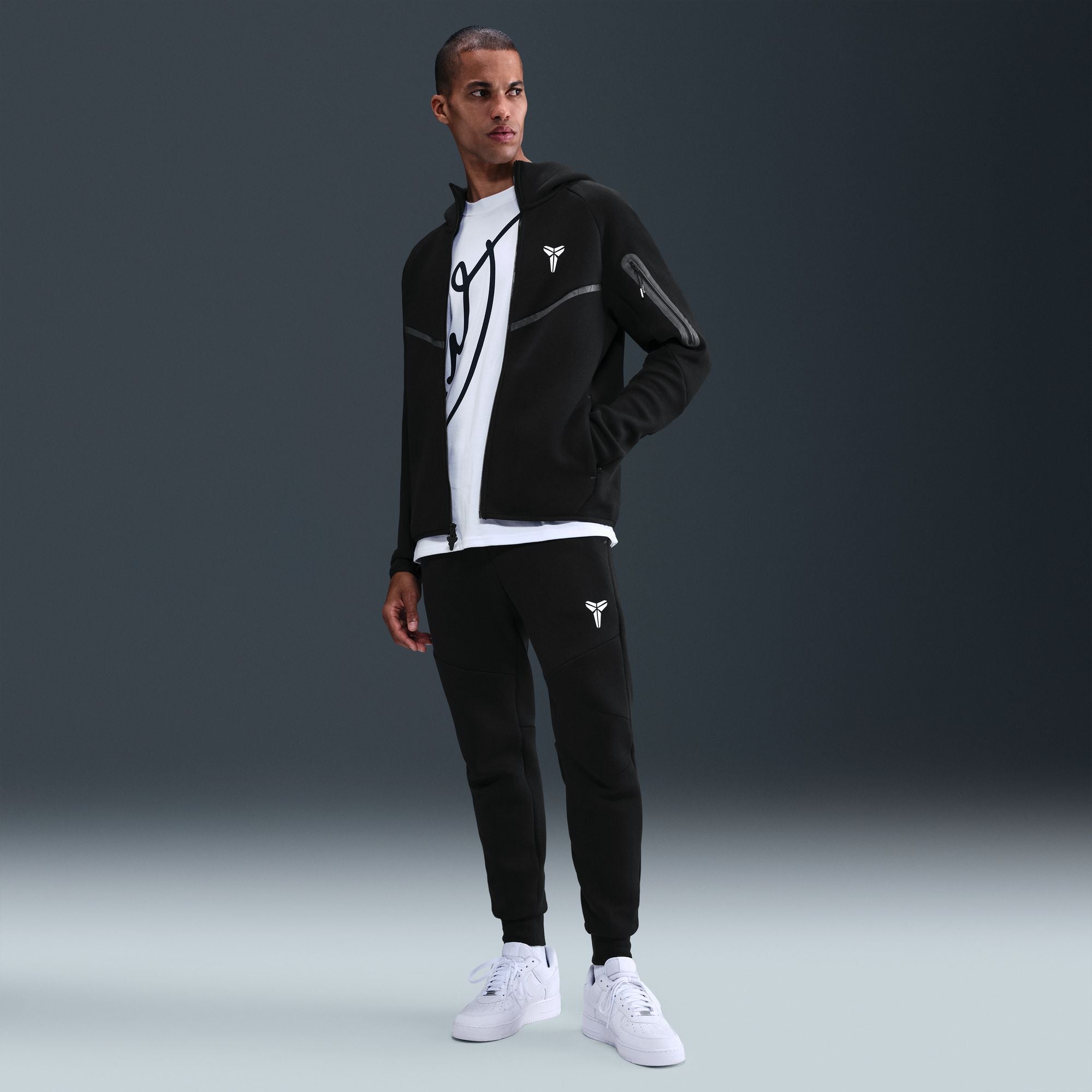 NIKE Kobe Men's Tech Fleece Full-Zip Windrunner Jacket : Black