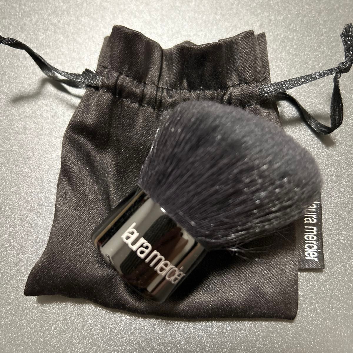 新品】 ローラ メルシエ ツールズ オブ ザ トレードブラシコレクション