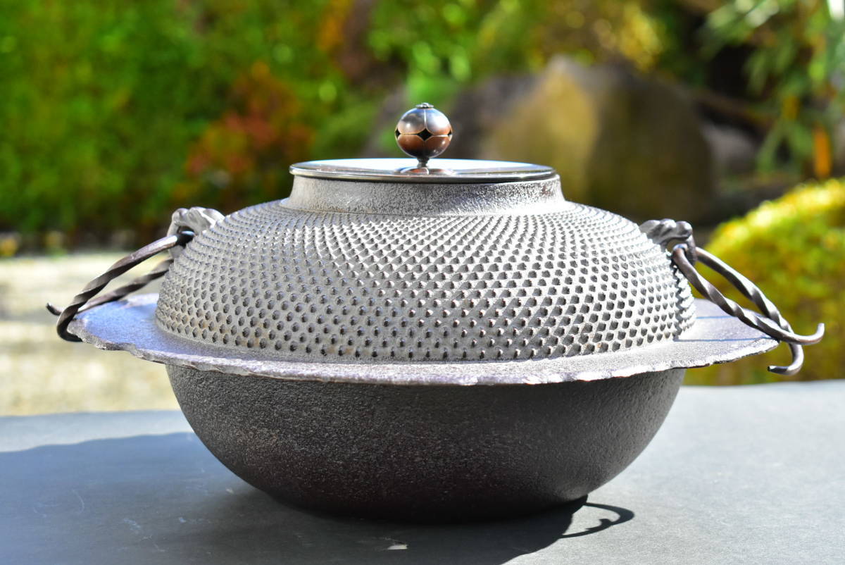 山形釜師 佐藤清光 作 羽付釜 茶道具 鉄釜 銅蓋 高さ