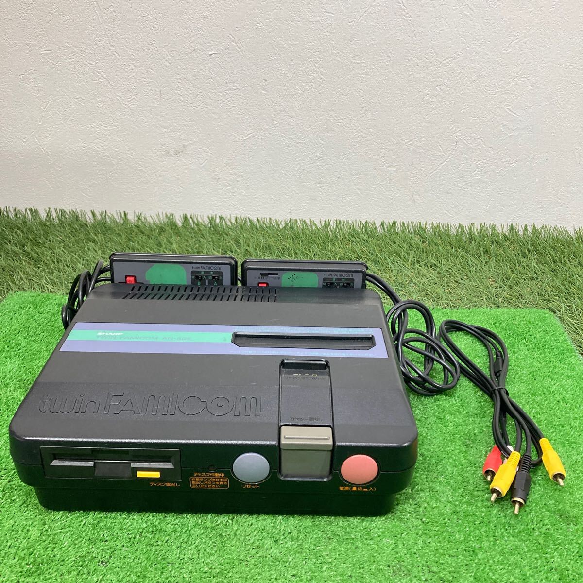 Yahoo!オークション -「ツインファミコン本体」の落札相場・落札価格