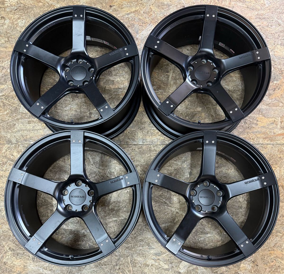 Yahoo!オークション -「prodrive gc-05n」の落札相場・落札価格