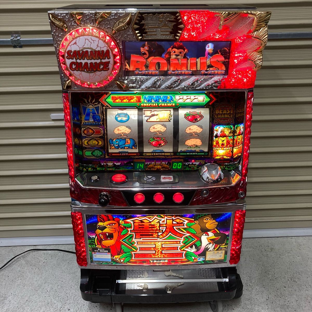 Yahoo!オークション -「パチスロ獣王」(パチスロ実機) (パチンコ