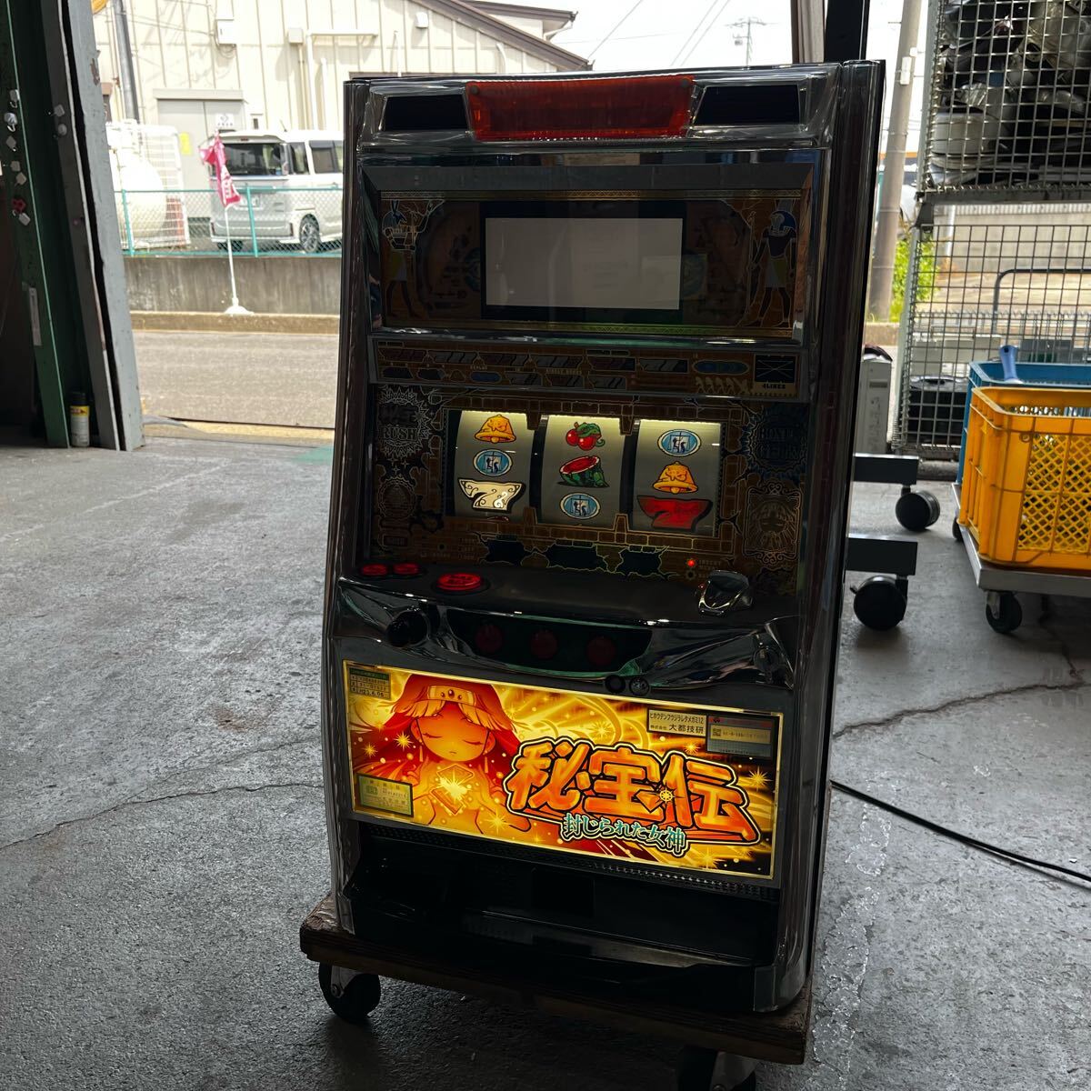 Yahoo!オークション -「封じられた女神」(パチスロ実機) (パチンコ