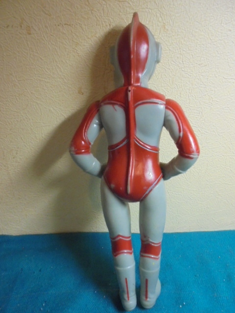 ブルマァク☆ウルトラマン☆1970年代の希少ソフビフィギュア☆約12cm