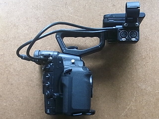 Yahoo!オークション -「eos c300」の落札相場・落札価格