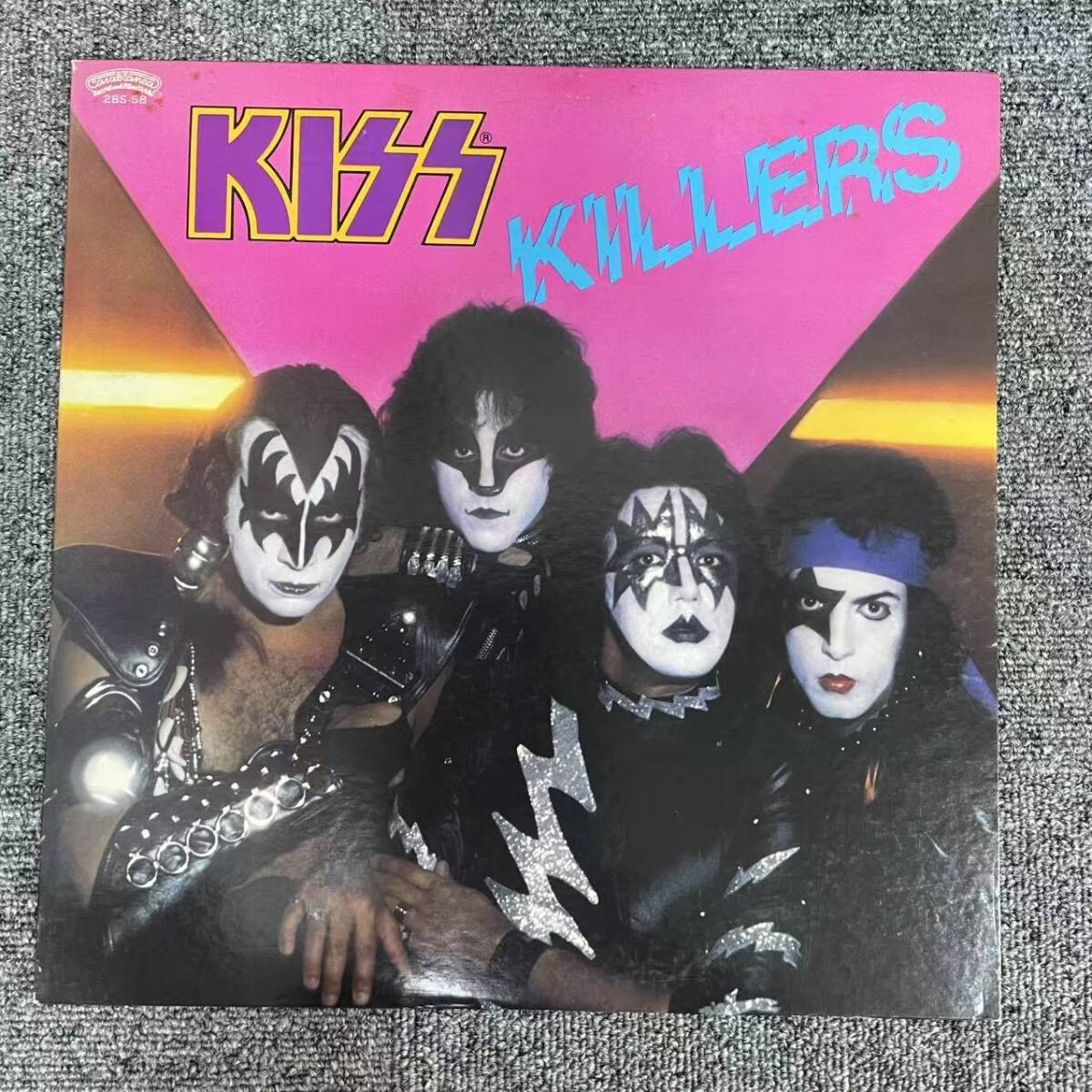 Yahoo!オークション -「kiss キラーズ」(レコード) の落札相場・落札価格