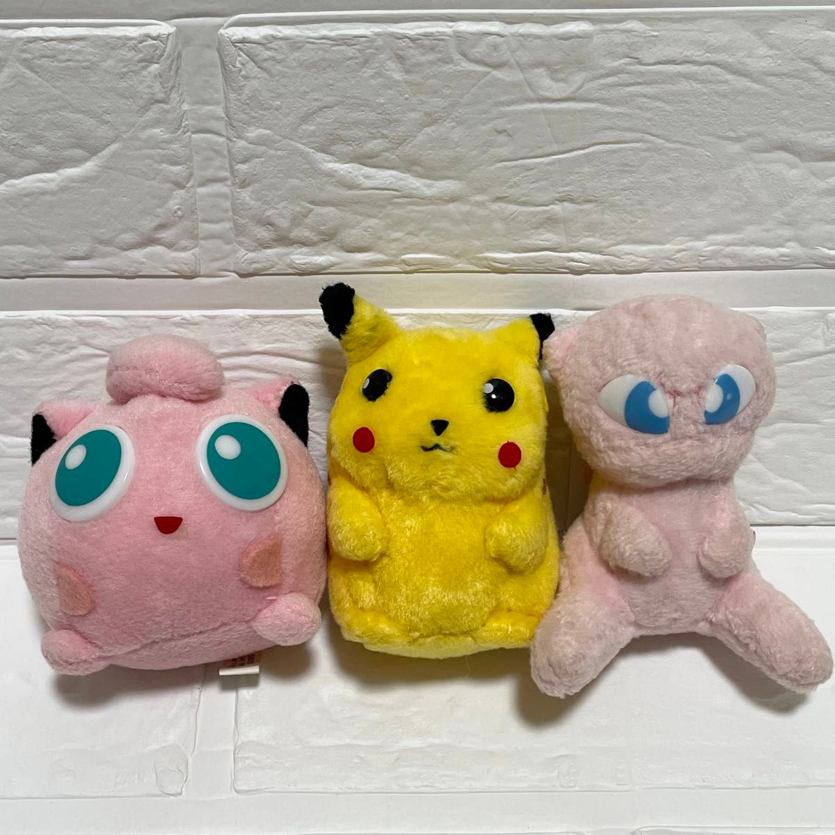 激レア】TOMY製 ピカチュウ ぬいぐるみ 寝ている姿 初期