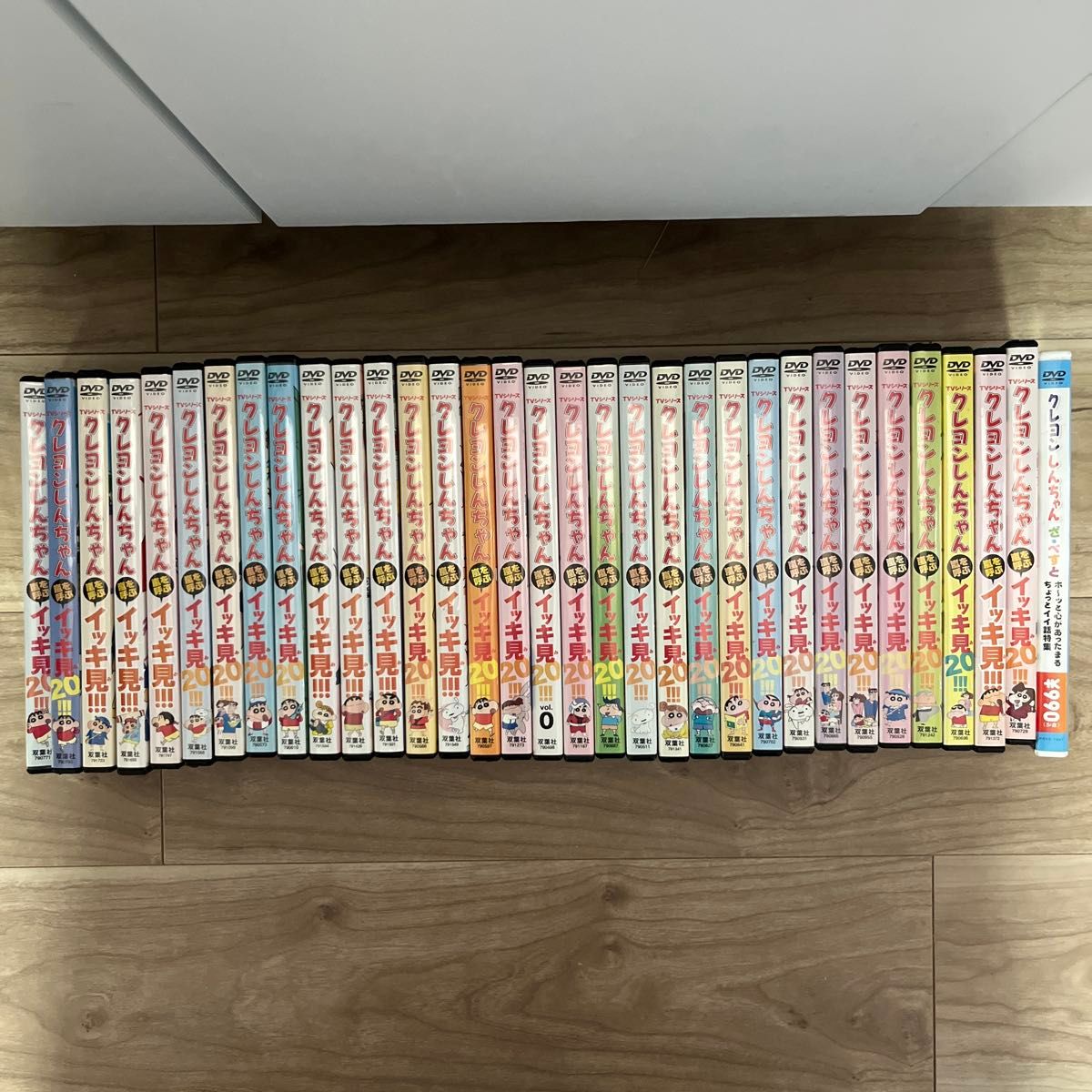 クレヨンしんちゃん イッキ見DVD 2枚セットです｜Yahoo!フリマ（旧